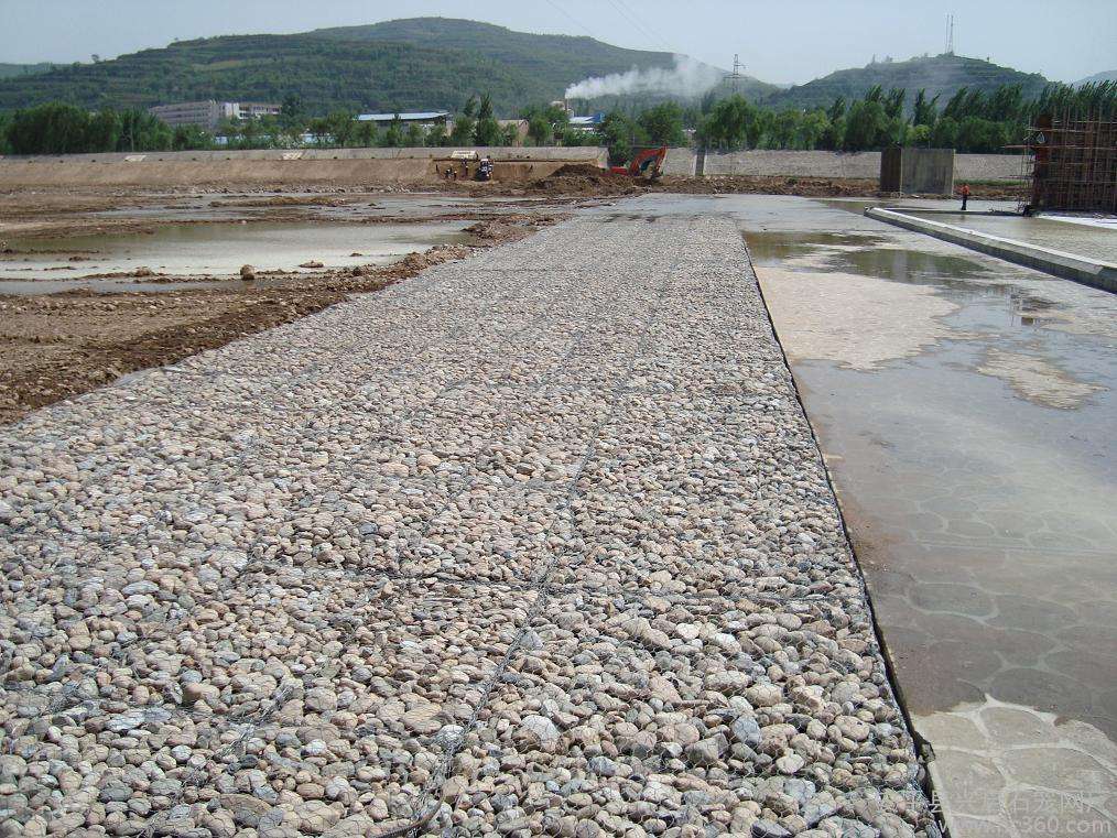 雷諾護墊的工程結構有哪些優勢特點