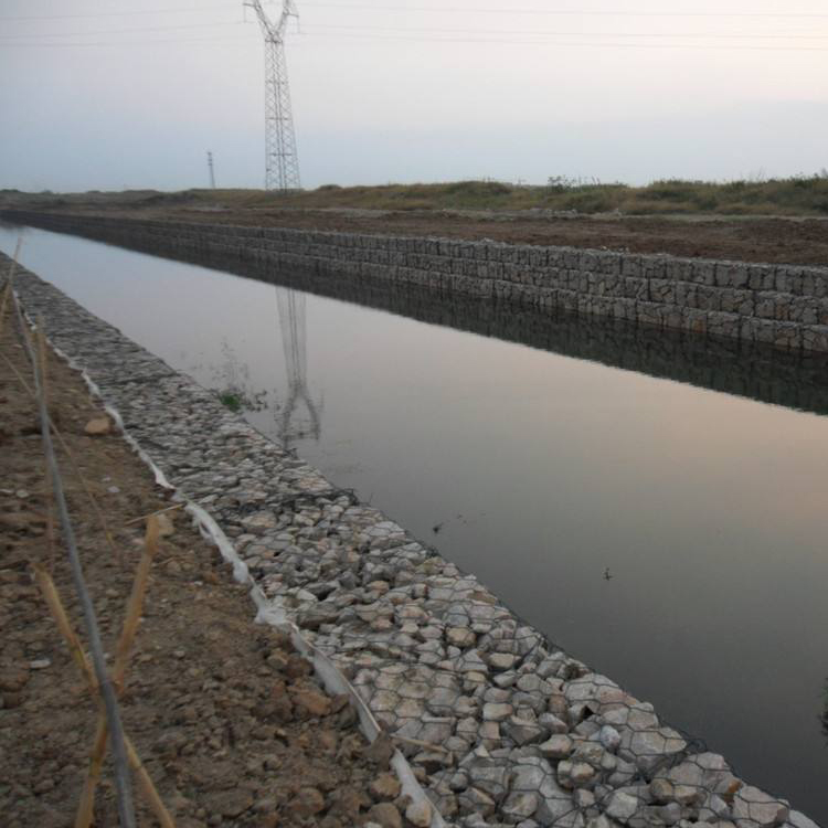 鉛絲石籠網的應用優勢特點