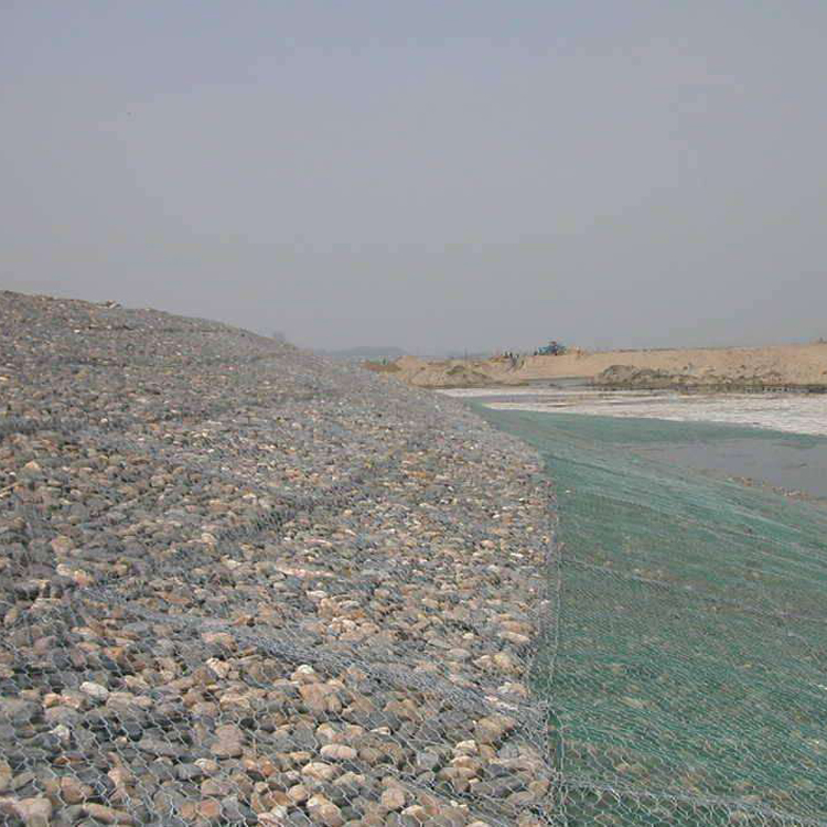 生態雷諾護墊縫隙為水體流動創造了條件